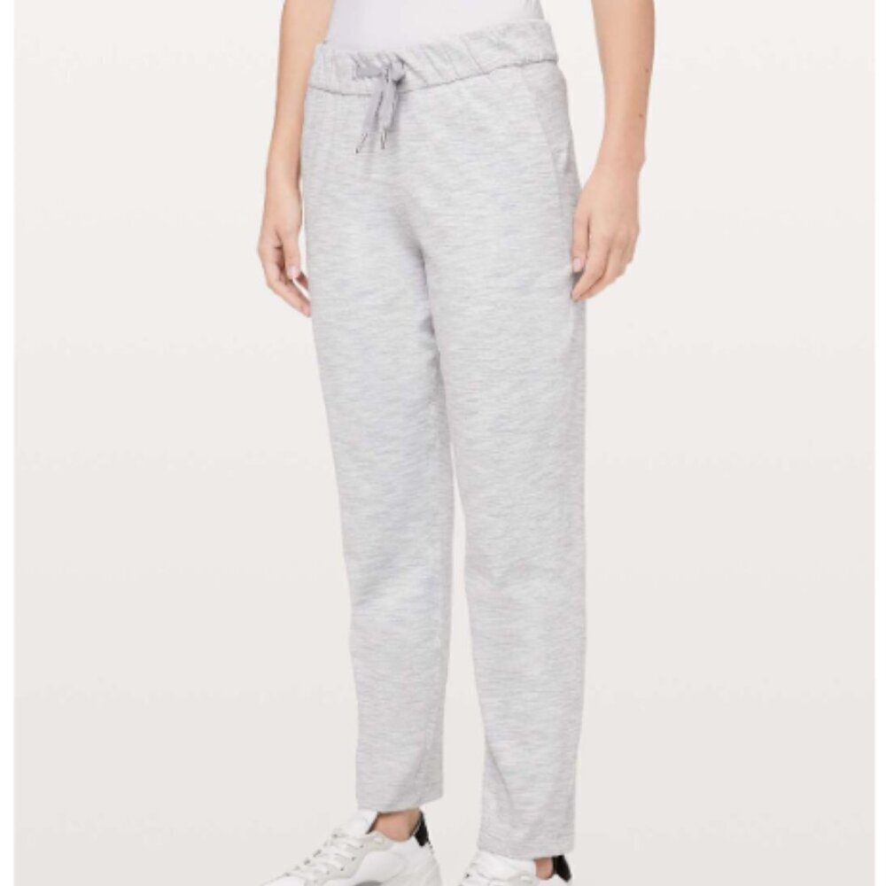 Lululemon On The Fly Pant Size 8 Wee Are From Space White Nimbus Trouser 27" EUC